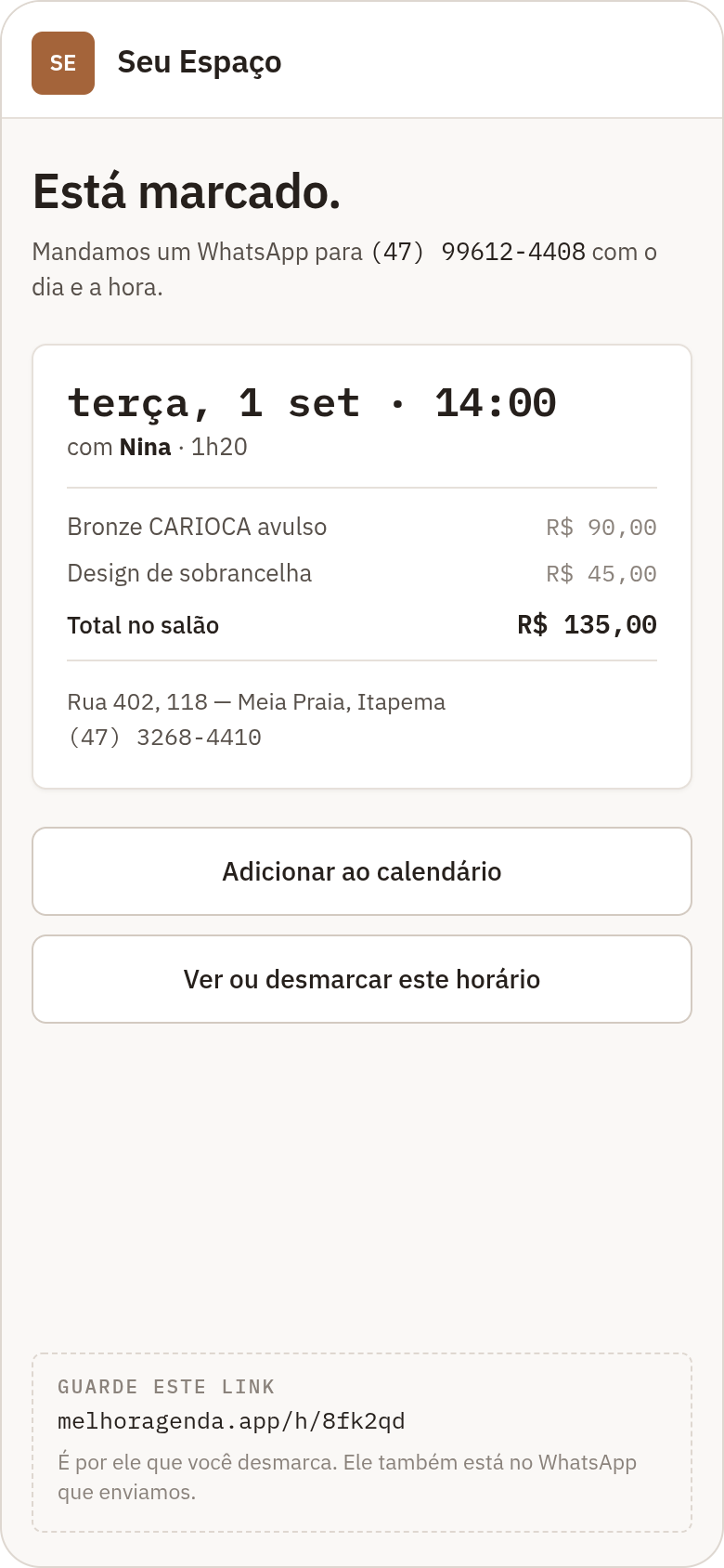 Design da confirmação de reserva com serviços, data, horário e link para gerenciar.